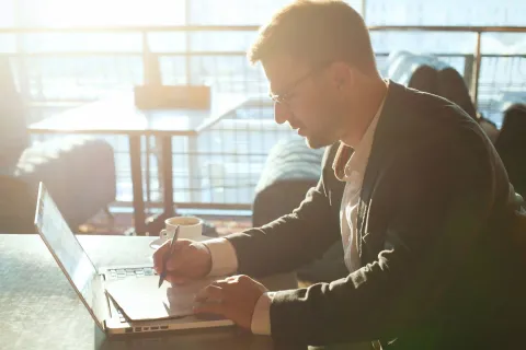 are you cut out for online postgraduate study